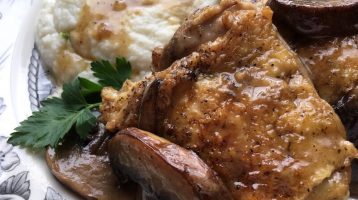 Braised Chicken Thighs with Mushrooms