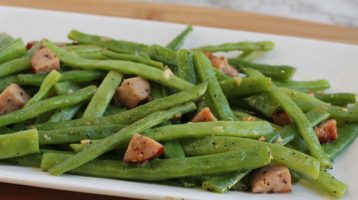 Green Beans with Garlic and Lemon