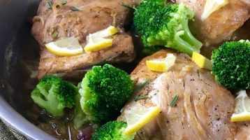 One Pan Lemon and Rosemary Chicken Thighs