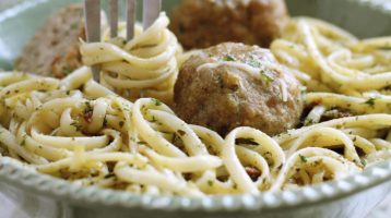 turkey pesto meatballs